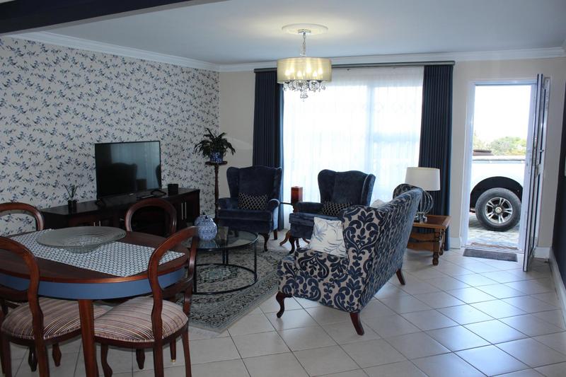 To Let 2 Bedroom Property for Rent in Avondale Western Cape